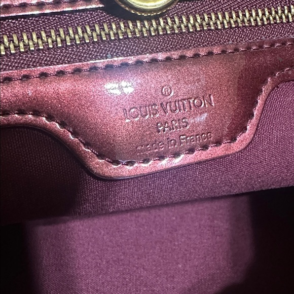 Louis Vuitton Wilshire Amarante Vernis - Picture 15 of 16